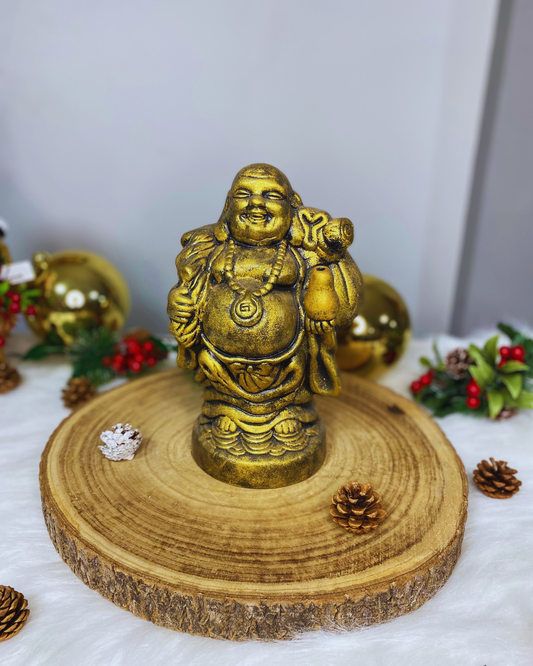 Buda pequeño dorado