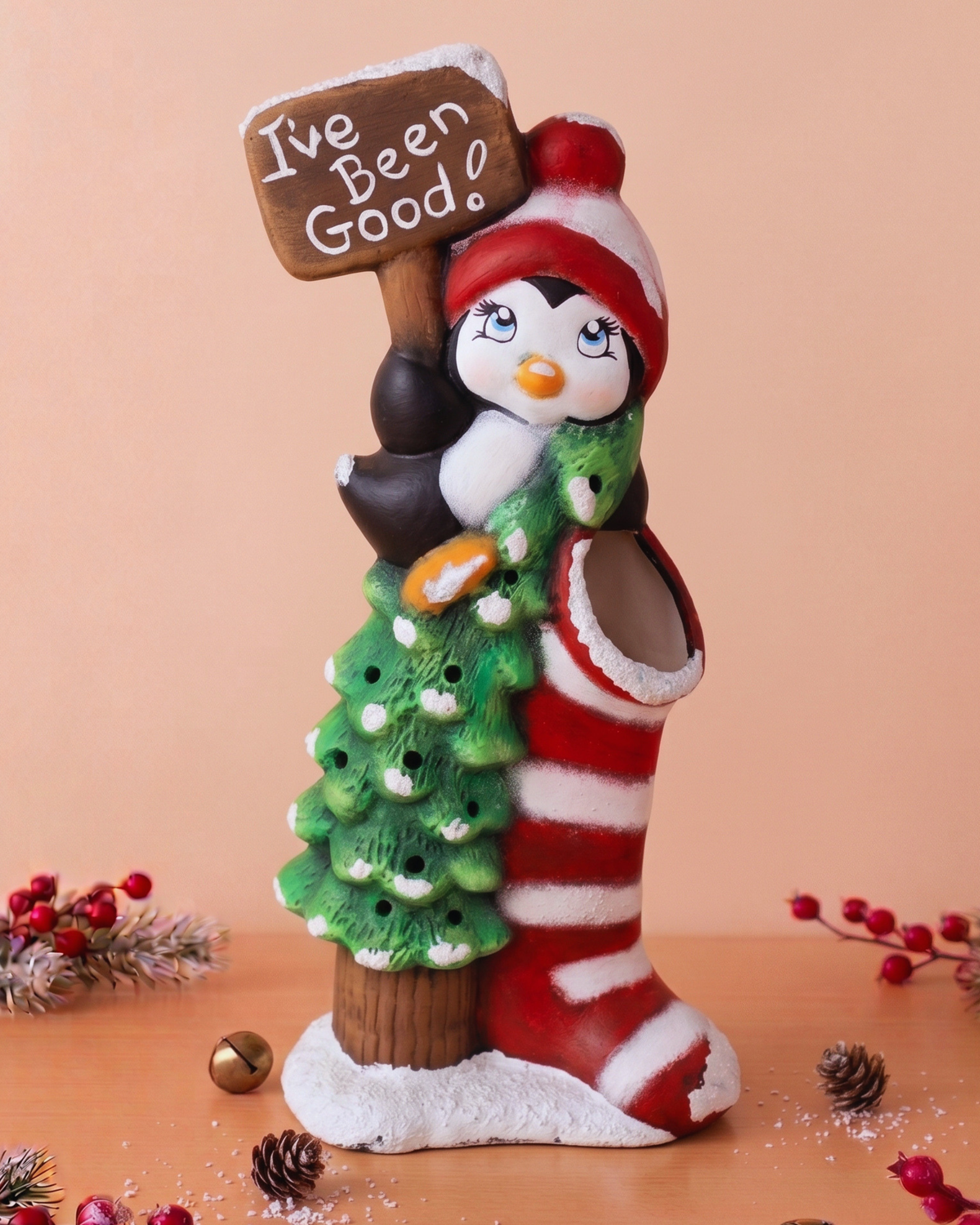 Pingüino en árbol
